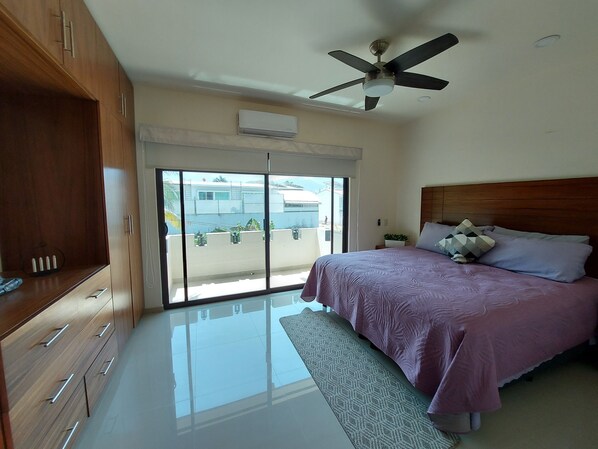 4 bedrooms, free WiFi