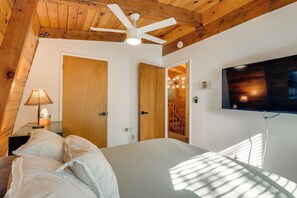 3 Schlafzimmer, Bügeleisen/Bügelbrett, Reisekinderbett