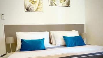 1 bedroom, desk, free WiFi, bed sheets