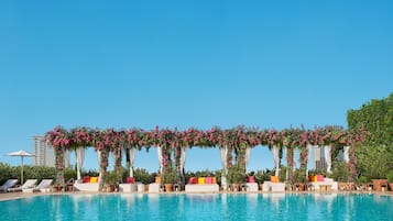 Outdoor pool, cabanas (surcharge), pool umbrellas