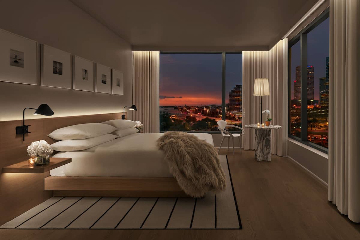 Premier-Studiosuite, 1 King-Bett, Nichtraucher | 1 Schlafzimmer, hochwertige Bettwaren, Daunenbettdecken