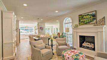 TV, fireplace, video games, DVD player