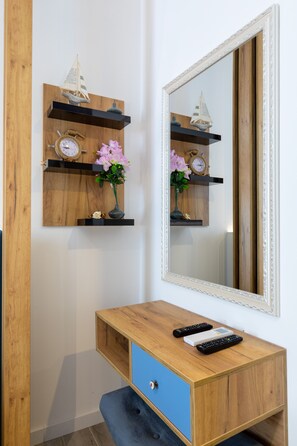 Deluxe Double or Twin Room | Hypo-allergenic bedding, down duvets, pillow-top beds, minibar - Apartments and rooms Naida (Dubrovnik)