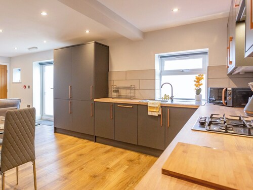 The Linden Suite - UK40475