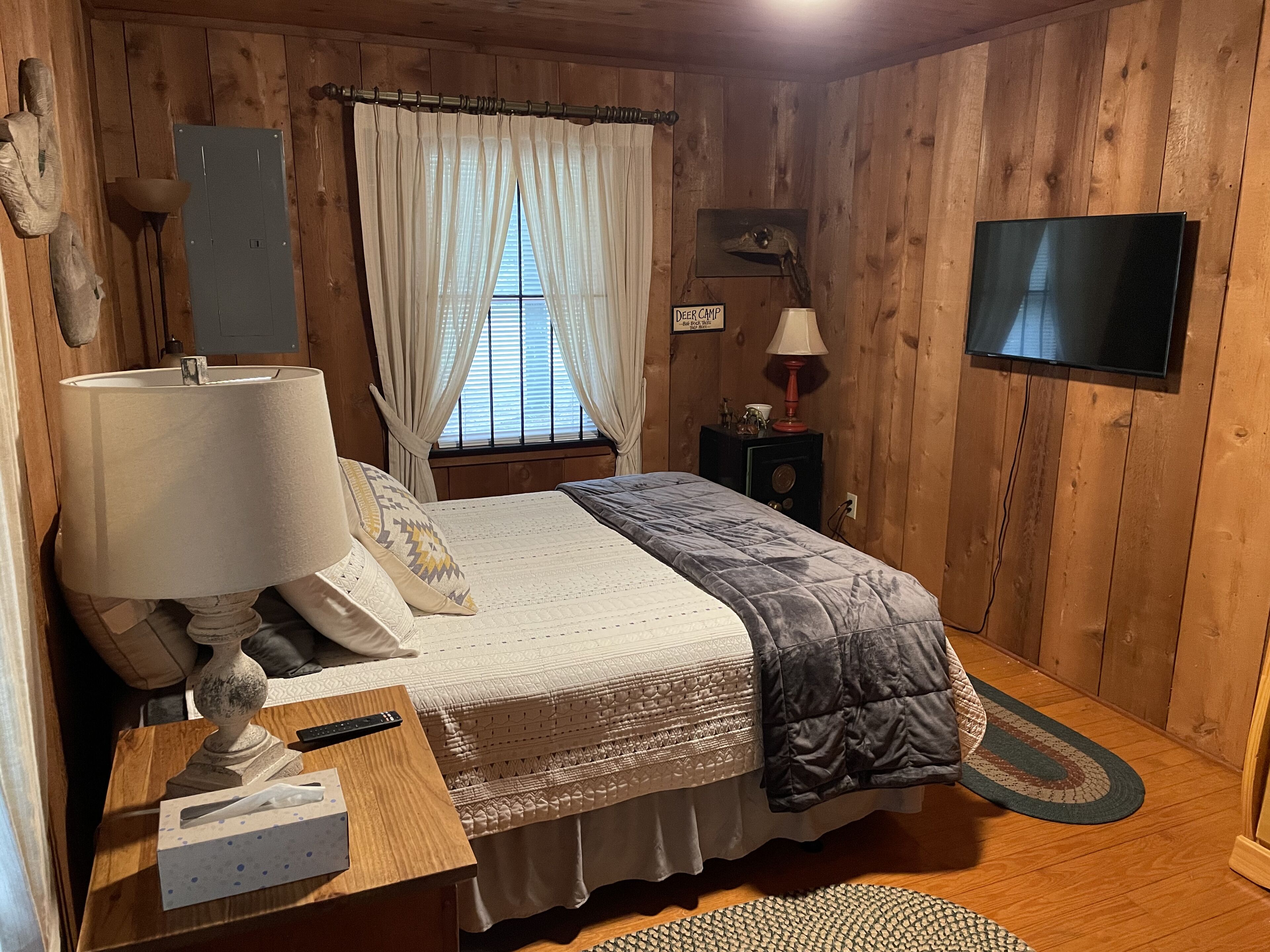 1 bedroom, free WiFi, bed sheets