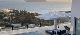 Villa Aylinda with Private Heated Pool