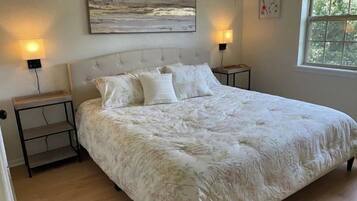 2 chambres, bureau, fer et planche à repasser, Wi-Fi gratuit