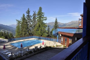 Pool - 100m from resort center, 8th floor, balcony, tv, 30m², Les Arcs (Les Arcs)