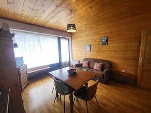 Living area - 300m from shops, Ground floor, balcony, parking, tv, 26m², Montgenèvre (Montgenèvre)