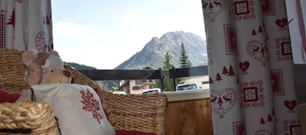 200m bis zum stadtzentrum, Erdgeschoss, balkon, parkmöglichkeiten, fernseher