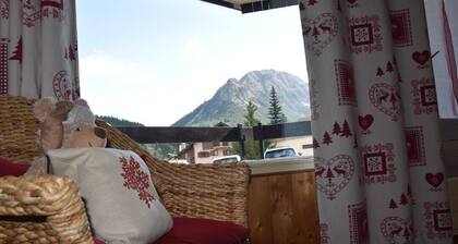 200m from resort center, Ground floor, balcony, parking, tv, ski locker, 32m², Montgenèvre