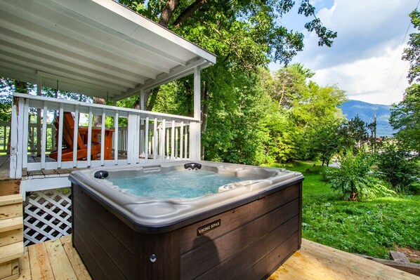 مغطس سبا خارجي