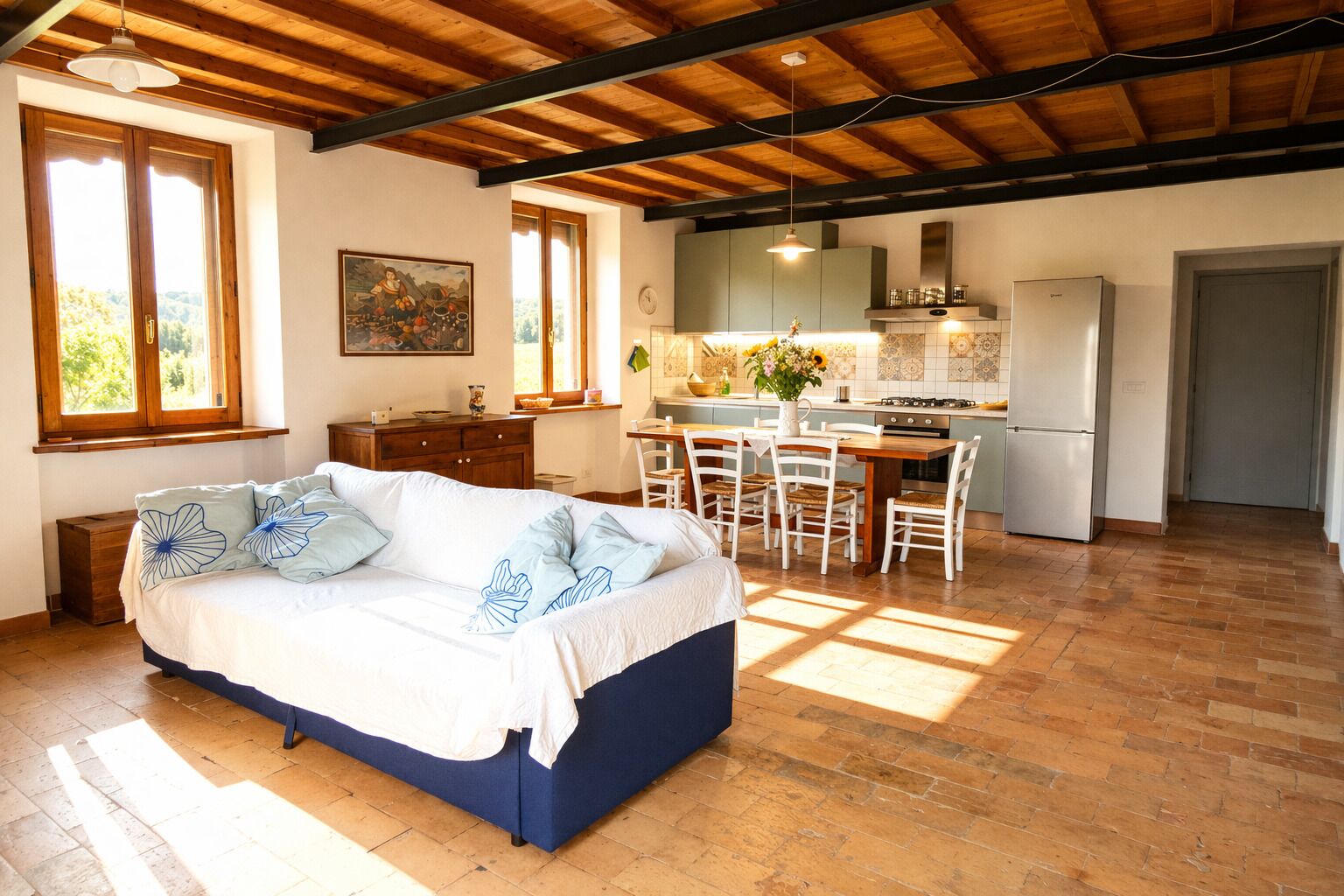 Télévision, cheminée