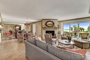 Smart TV, fireplace, books - 1418 Beach Walker Rd (Fernandina Beach)