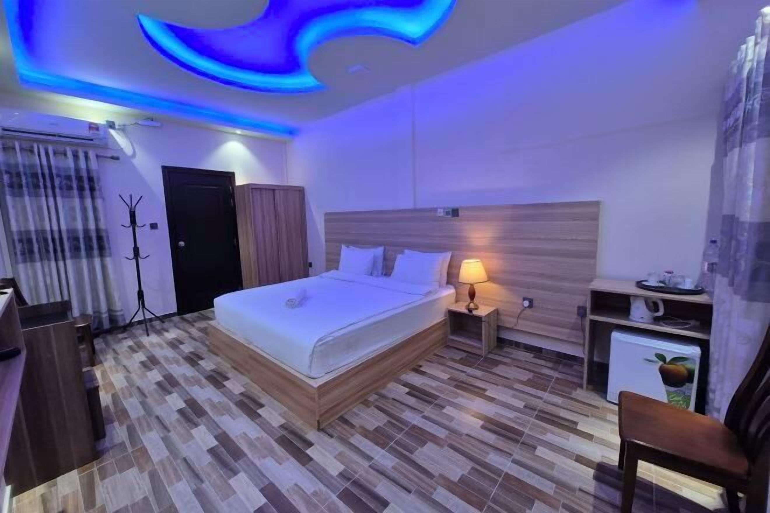 Premium bedding, pillow-top beds, free minibar items, in-room safe