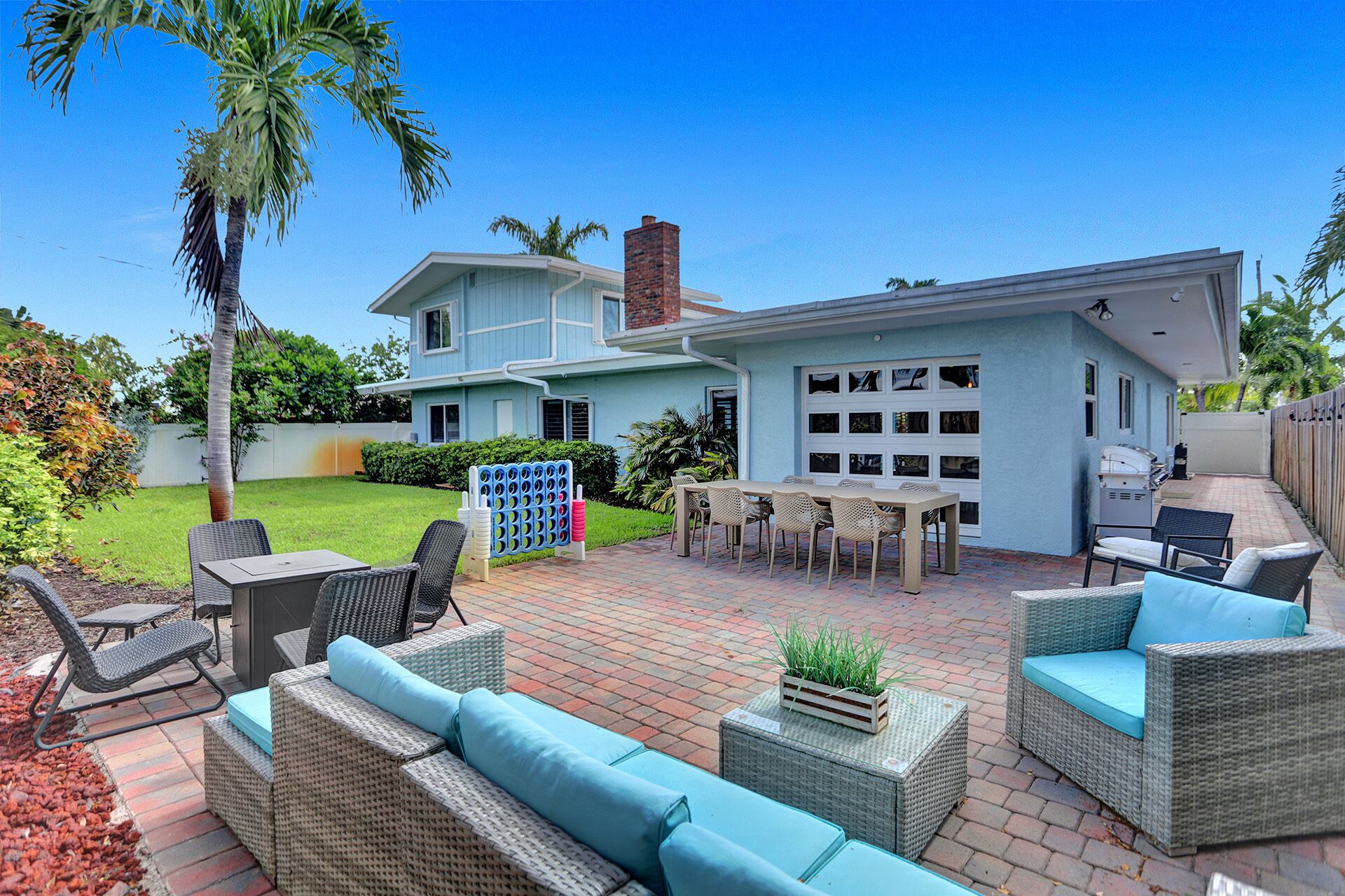 Classic Florida 6 Bedroom Heated Pool 10 mins to the beach