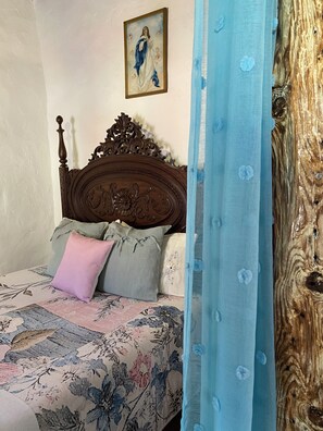 1 dormitorio, tabla de planchar con plancha, wifi gratis y ropa de cama