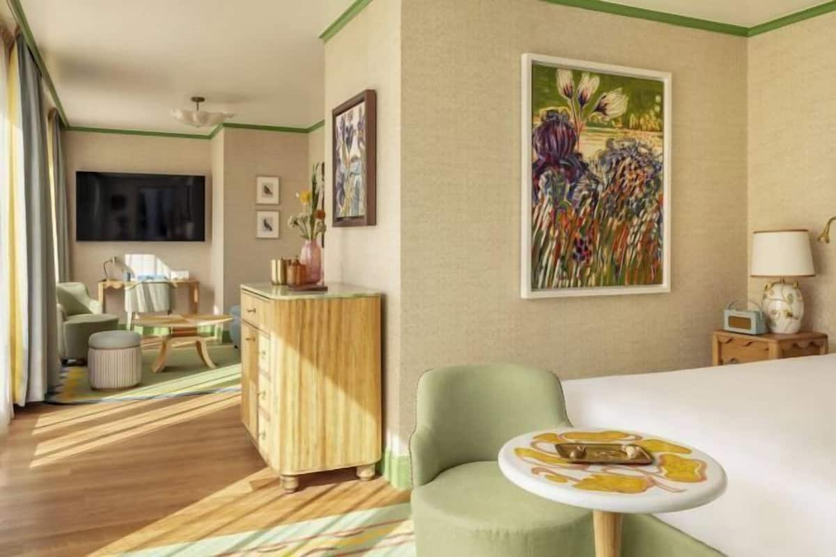 Roupas de cama premium, edredons de pluma, camas com colchões pillow-top