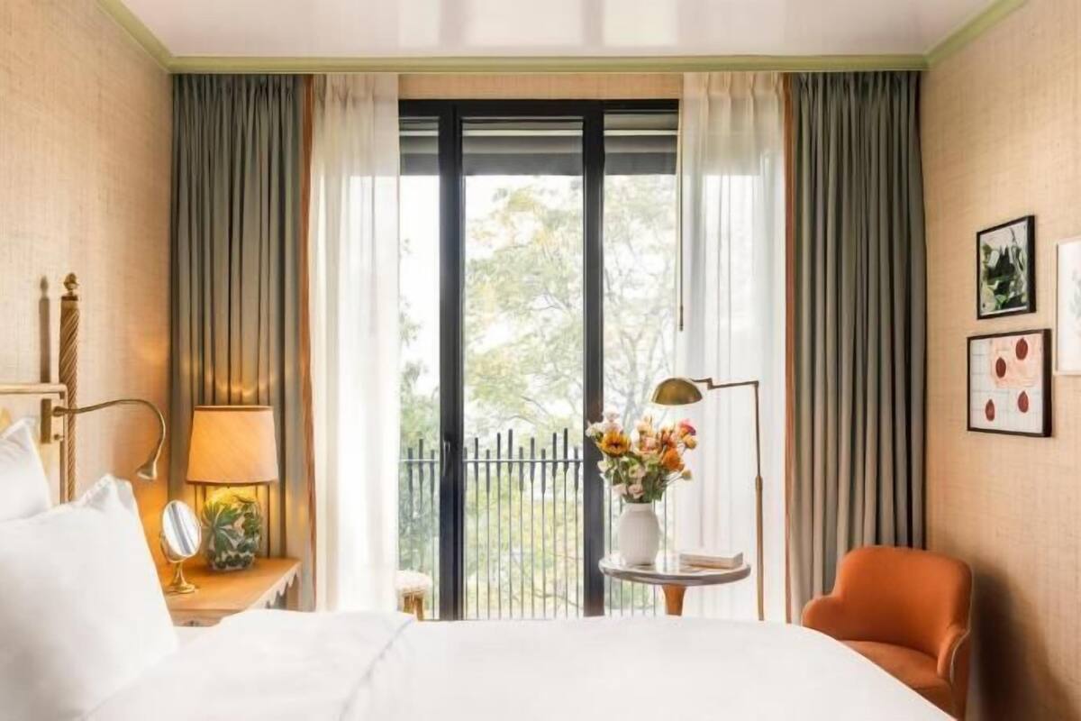 Premium bedding, down duvets, pillow-top beds, minibar