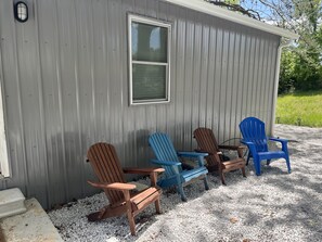 Terrace/patio - Timy Home near Wolf Creek Marina & multiple boat ramps with a full kitchen (Nancy)