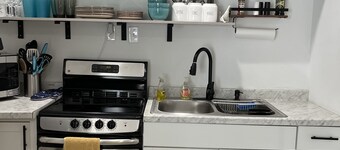 Timy Home near Wolf Creek Marina & multiple boat ramps with a full kitchen