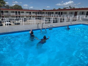 Exterior - Hotel Presidente (Ensenada)
