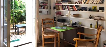 La Bohème Comfortable 10 minutes from the beach/sea view.