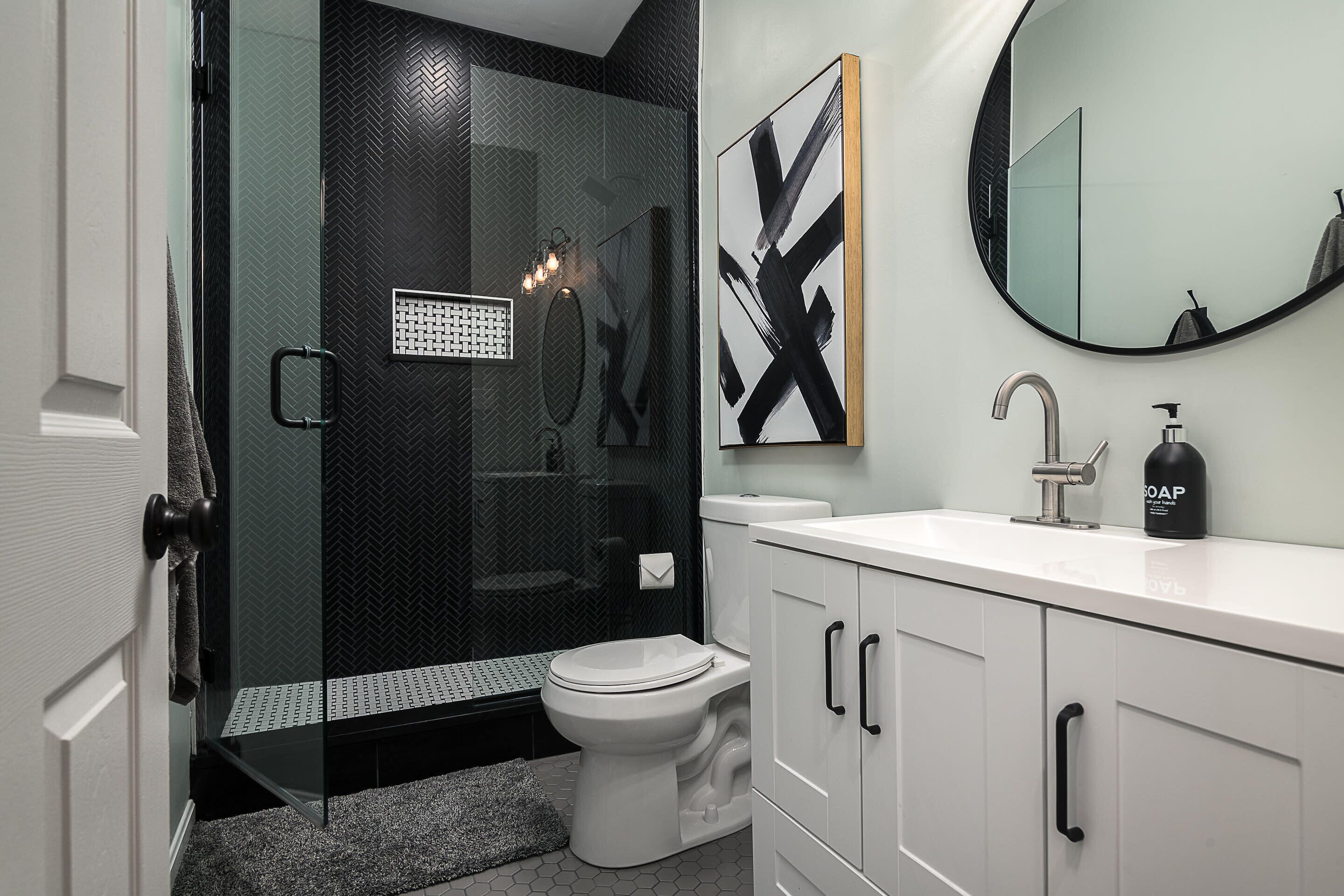 New! Big Shot Stables-6BD/3BA - Hot Tub! Walkable!