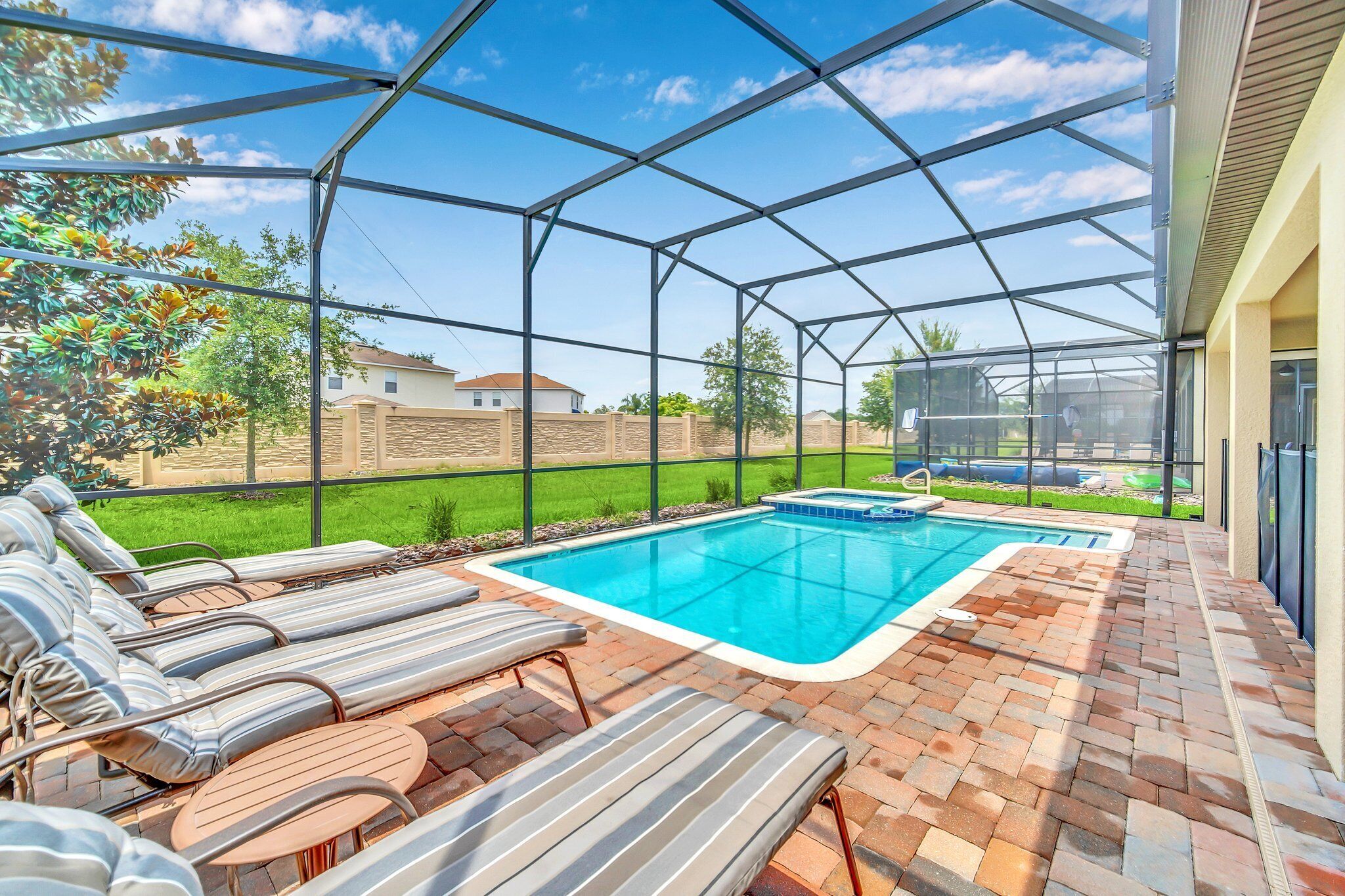 10% off for 7+ night bookings! Golf, Dream Pool!