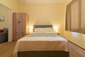 2 chambres, bureau, fer et planche à repasser, Wi-Fi