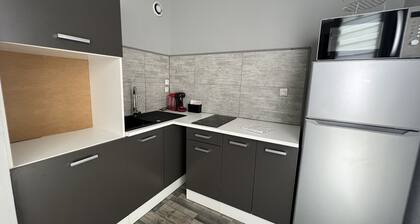 Piscine olympique - PremiĂšre conciergerie