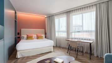 Luxury Room | 1 bedroom, premium bedding, in-room safe, desk