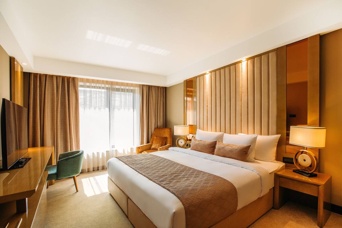 Chambre supérieure double | Minibar, coffre-fort, système d’insonorisation
