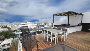 Rooftop pool - DK Exclusive 1 bedroom Apartment (Playa del Carmen)