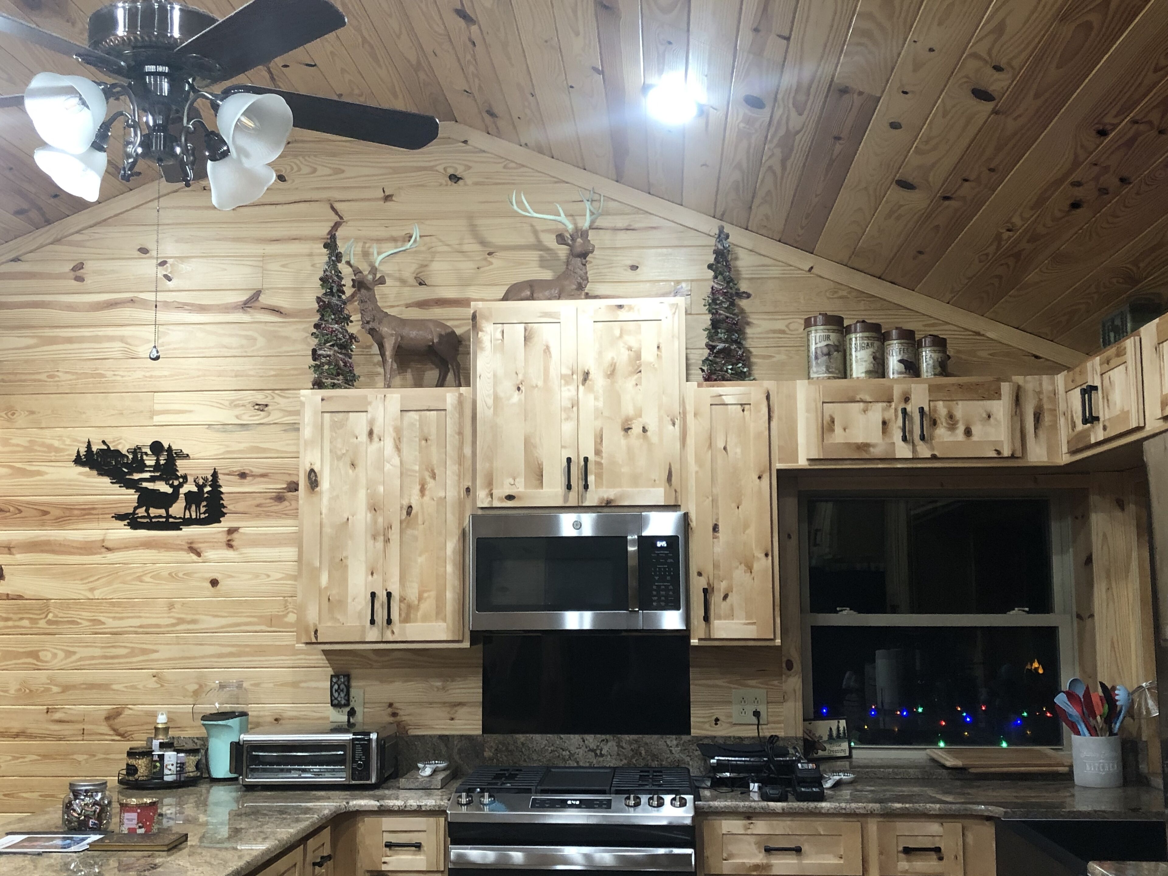 Ready for the Holidays!  Cozy fireplace and beautiful views.  Ample parking