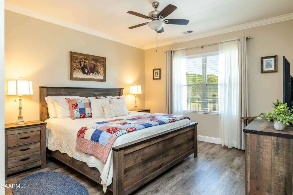 3 chambres, lit parapluie, Wi-Fi gratuit, draps fournis