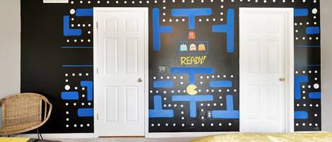 3 chambres, fer et planche à repasser, lit parapluie, Wi-Fi gratuit