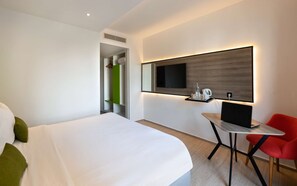 Habitación estándar, 1 cama matrimonial o 2 camas individuales | Servicios de la habitación