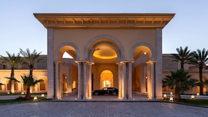 Property entrance - Royal Tulip Korbous Bay Thalasso & Springs (Qurbus)