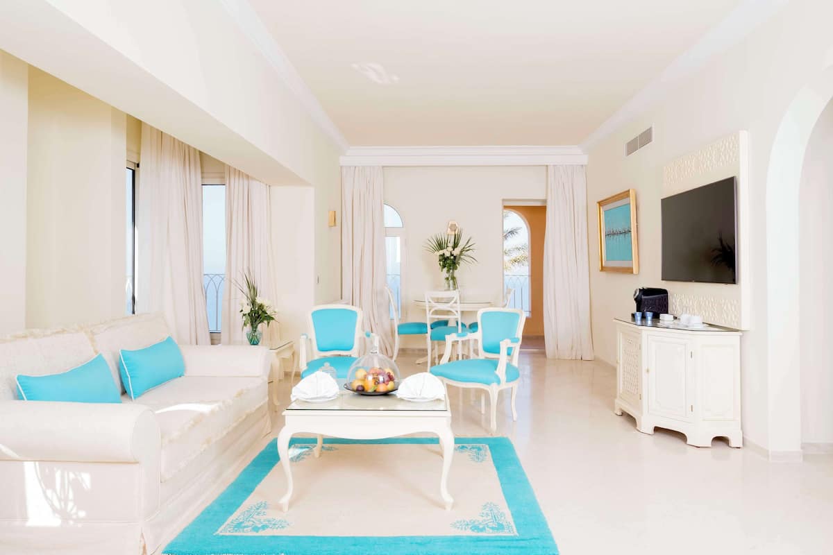 Premium Suite, Multiple Beds | Premium bedding, minibar, in-room safe, individually decorated