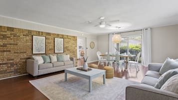 Smart TV, video games, Netflix, table tennis