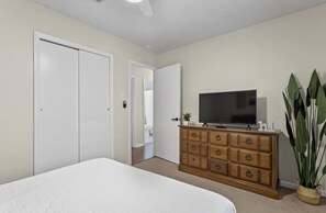 3 bedrooms, memory-foam beds, in-room safe, desk