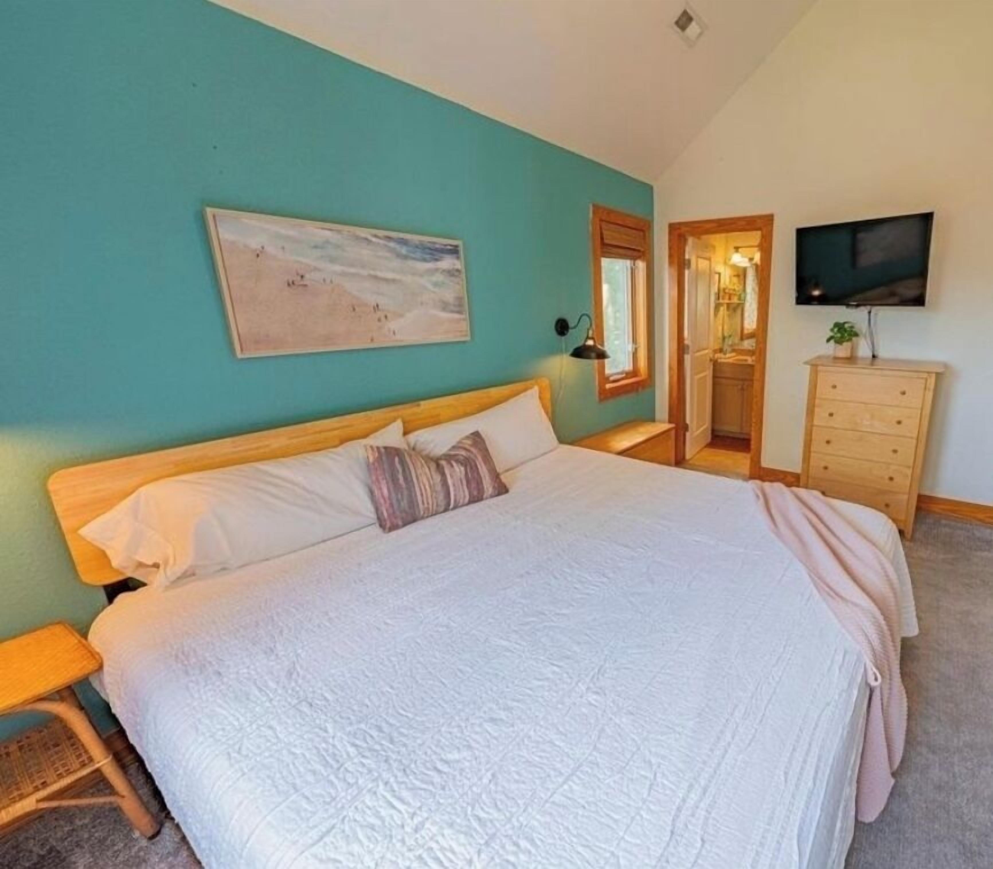 3 slaapkamers, reisbedje, gratis wifi, beddengoed