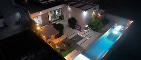 Piscine extérieure
