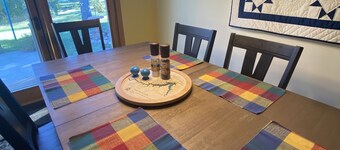 Osage Retreat-Cozy home minutes from Fort Peck Lake