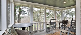 Gambier Country Boho Hot Tub & Tranquility