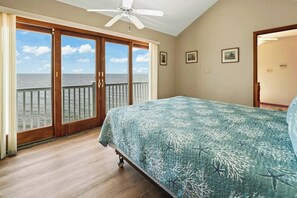 3 bedrooms, iron/ironing board, travel crib, WiFi