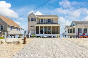Exterior - Bright and beautiful home on the Delaware Bay (Downe)