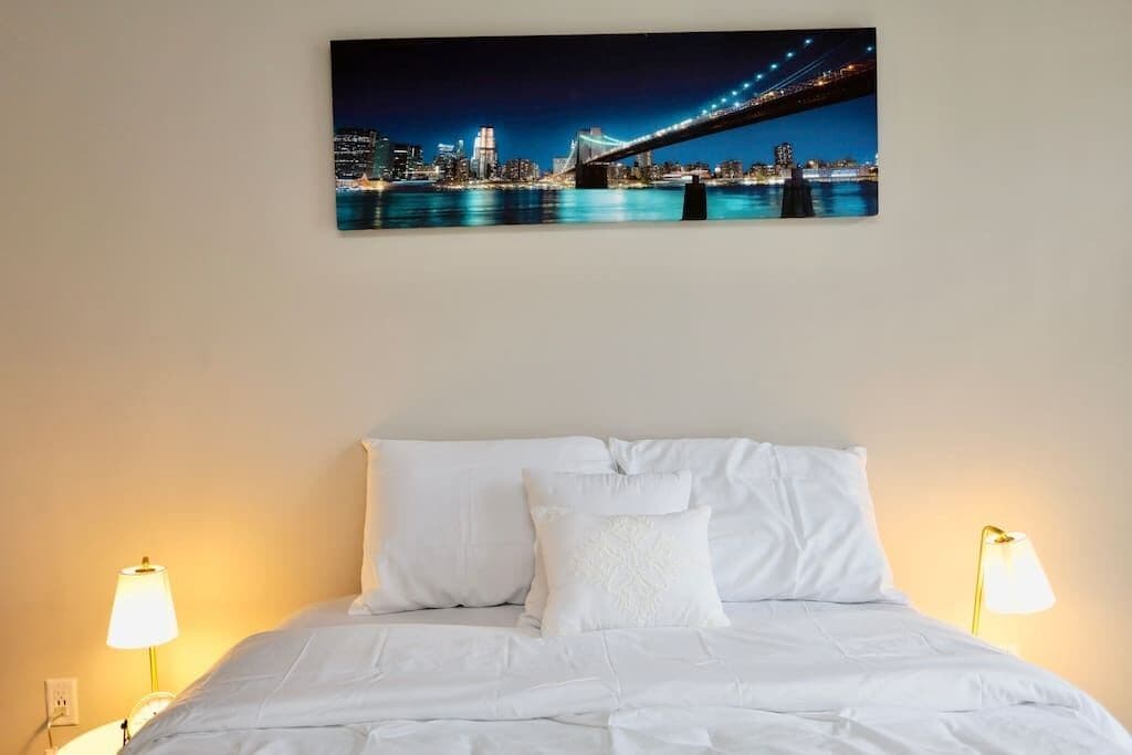 Elegant Deluxe with pool, Fairfax  Free Parking