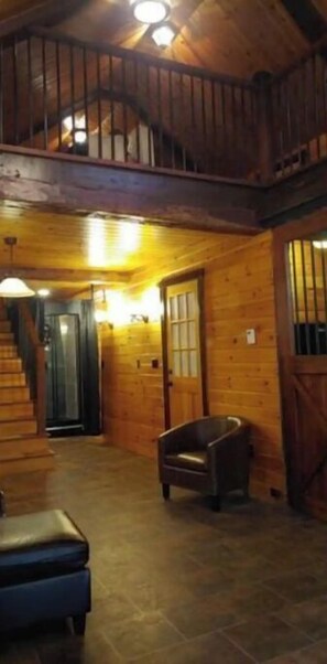 Unclassified image, 3 of 28, button